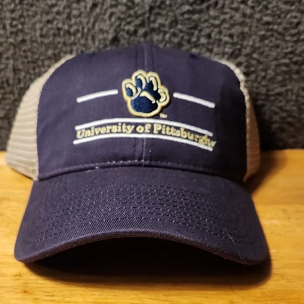 University of Pittsburgh Panthers Navy Trucker Hat - New